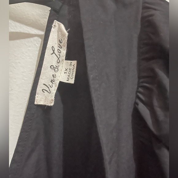 Women’s Plus Size Mini Closet Staple Black Dress by Vine & Love 1X - Picture 10 of 10